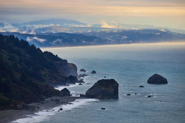 Image Stunning Foggy Coastal Morning Large Boulders — Stock Photo, Image