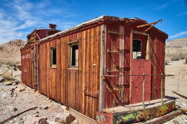 Rhyolite Hayalet Şehri 'nin terk edilmiş treni görüntüsü