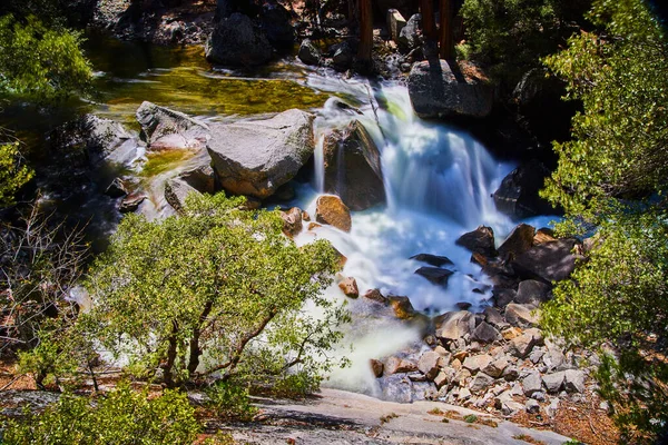 Image Waterfalls Bottom Cliffs Cascading Boulders Yosemite — Fotografia de Stock