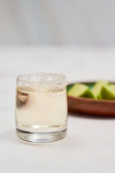Tequila Lime Mal Sóval Fehér Alapon — Stock Fotó