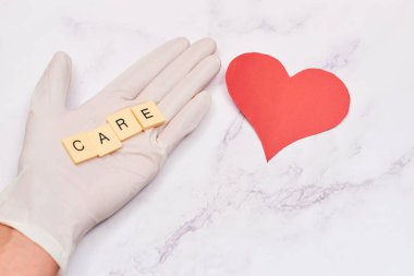 Sağlık hizmetleri ile ilgili kelimenin oluşmasını engelleyen harfler.