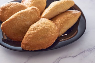 Arjantin tatlı börekleri ve dulce de leche