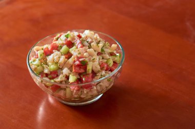 Balık kasesi, Peru ve Karayipler 'den geleneksel bir yemek..