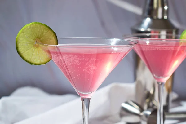 Alcoholic Cosmopolitan Cocktail — Stock Photo, Image