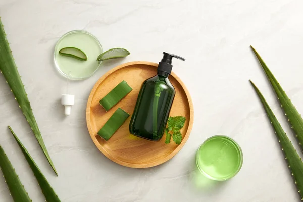 Estratto Aloe Vera Ricerca Laboratorio Con Contagocce Vasetto Cosmetico Modello — Foto Stock