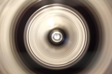 Bir Çamaşır Makinesinin İçinin Uzun Maruziyeti