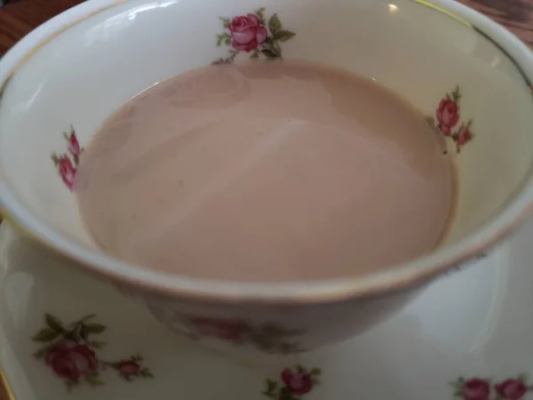 Kopje Koffie Met China Dat Rose Patronen Heeft — Stockfoto