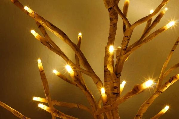 Birch Branco Árvore Feriado Iluminação Decoração — Fotografia de Stock