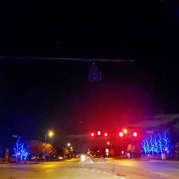 Luces Navidad Junto Camino Por Noche —  Fotos de Stock