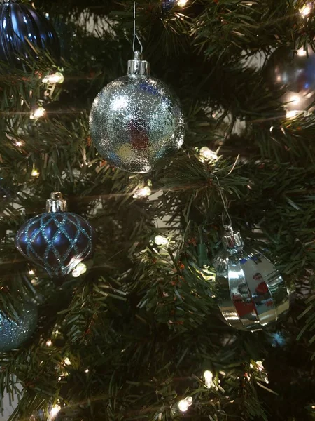 Adornos Navidad Árbol — Foto de Stock