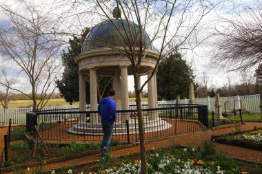 Andrew Jackson 'ın Tennessee, Nashville dışındaki Hermitage' ına bakıyor.
