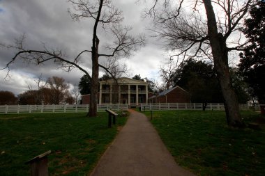 Andrew Jackson 'ın Tennessee, Nashville dışındaki Hermitage' ına bakıyor.