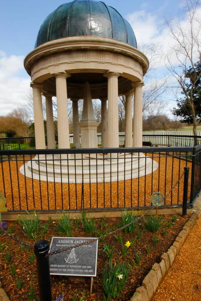 Andrew Jackson 'ın Tennessee, Nashville dışındaki Hermitage' ına bakıyor.