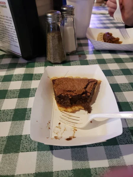 Partially Eaten Chess Pie Restaurant —  Fotos de Stock