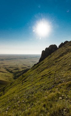 Bear Butte Eyalet Parkı Yazın, Güney Dakota