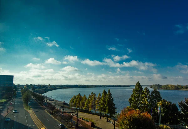 Ohio Nehri Evansville, Indiana Sonbaharda