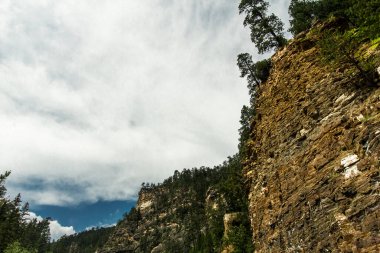 Güney Dakota 'da yazın mızrak balığı kanyonu