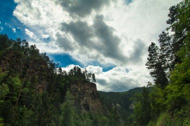 Güney Dakota 'da yazın mızrak balığı kanyonu