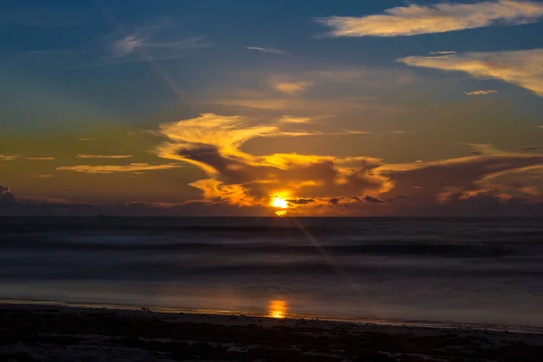 Beach Summer Sunrise Cape Canaveral Florida — Stockfoto