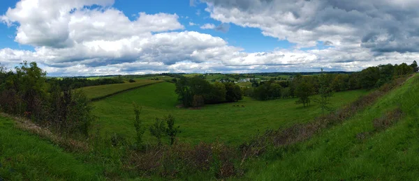 Ein Grünes Tal Walnut Creek Ohio — Stockfoto