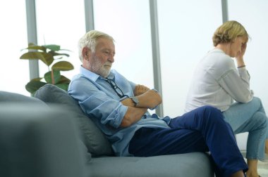 Son sınıf Kafkas halkı depresyonda ve üzgün.