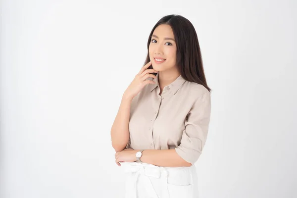 Attrayant Portrait Femme Asiatique Sur Fond Blanc — Photo