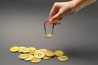 Kripto para birimi bitcoin gelecek madeni para, bitcoin madencilik ve Teknoloji küresel ağ bağlantıları kavramı