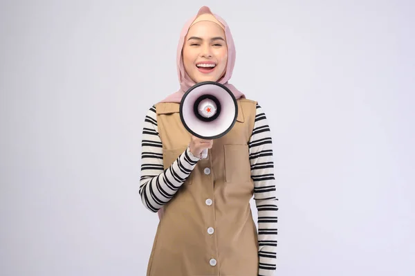 Happy Muslim Woman Announcing Megaphone White Background — Stock Photo, Image