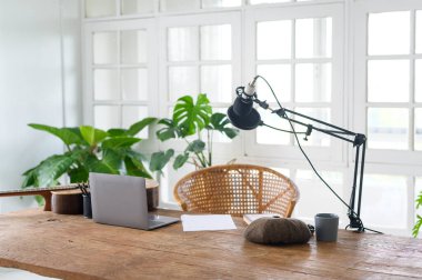 Ev Stüdyosu, Kayıt Odası . 