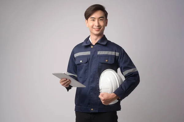 Portrait Male Engineer Wearing Protective Helmet White Background Studio — Zdjęcie stockowe