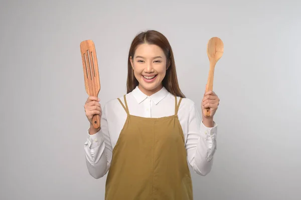 Portrait Young Asian Woman Wearing Apron White Background Studio Cooking — Stockfoto