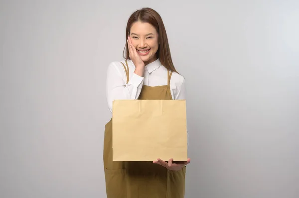 Portrait Young Asian Woman Wearing Apron White Background Studio Cooking — Stock Photo, Image