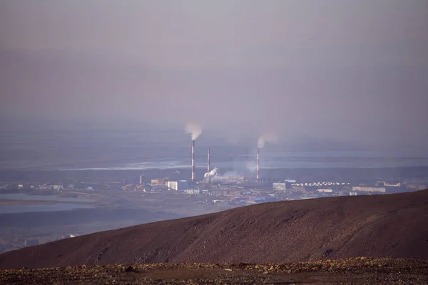 Çevresel bir felaketin fotoğrafları. İnsan faaliyetlerinin sonuçları. 