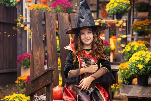 Halloween Portrét Malé Čarodějnice — Stock fotografie