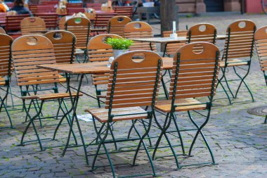 Almanya 'nın Heidelberg Avrupa şehrinin sokaklarındaki güzel şehir manzarası