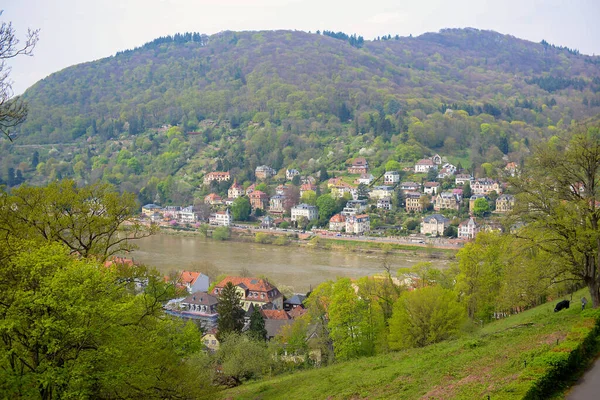 Symbolem Německa Krásné Středověké Město Heidelberg Impozantním Hradem Mostem — Stock fotografie