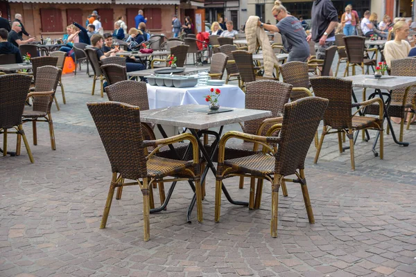 Interior Café Verão Com Mesas Vazias Belo Destino Férias Europeu — Fotografia de Stock