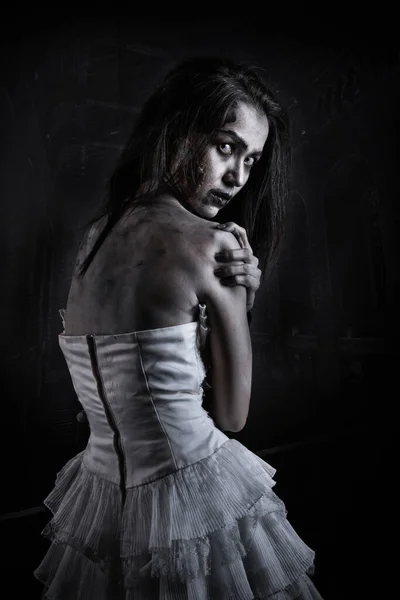 Horror Scene Possessed Bride Woman Black Long Hair Ghost Halloween — Stock Photo, Image