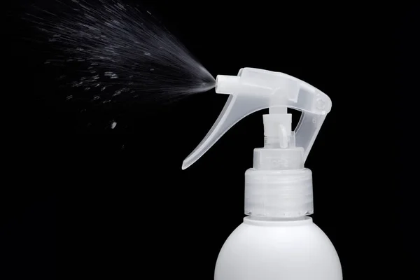 Close Respingo Água Fundo Preto Spray Plástico — Fotografia de Stock