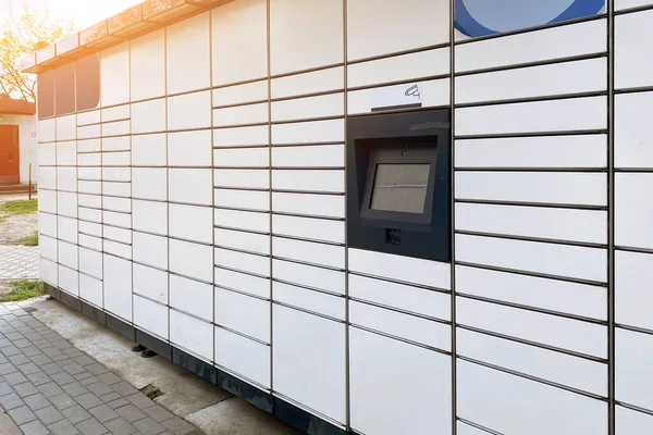 Otomatik Beyaz Paket Kutusu, Otomatik Posta Kutusu, Otomatik Posta Taşıma Servisi, Paketleme Makinesi