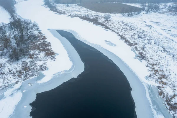 Letecký Pohled Řeku Pokrytou Ledem Tání Tání Ledu Řece — Stock fotografie