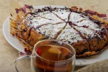 Yabanmersinli turta.