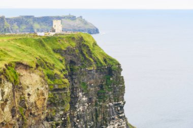 İrlanda Cumhuriyeti, Moher Kayalıkları. Popüler turizm rotası