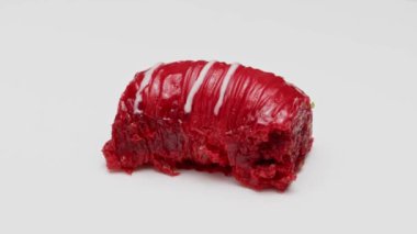 İzole edilmiş beyaz arka planda Baklava tatlısı