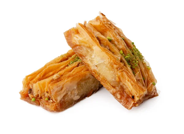 Primer plano de baklava de postre turco aislado en blanco —  Fotos de Stock