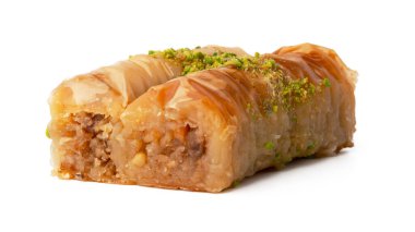 Beyaz arka planda izole edilmiş tatlı baklava