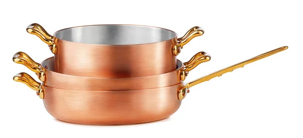 Pote de cobre limpo e brilhante isolado no fundo branco — Fotografia de Stock