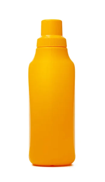 Orangefarbene Plastikflasche mit flüssigem Reinigungsmittel isoliert auf weiß — Stockfoto