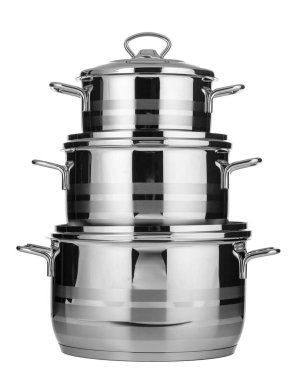 Beyaz arkaplanda izole edilmiş paslanmaz çelik bulaşık takımı