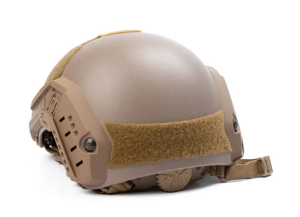 Camouflage militaire helm geïsoleerd op witte achtergrond — Stockfoto